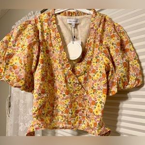 New w/ Tags LOST + WANDER Sun Dance Micro Floral Wrap Top Sz M Retail $78